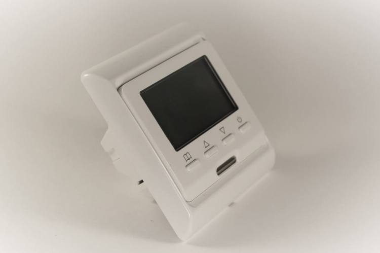 Програмирумеый терморегулятор SUNFLY X5.716 (E 51.716)